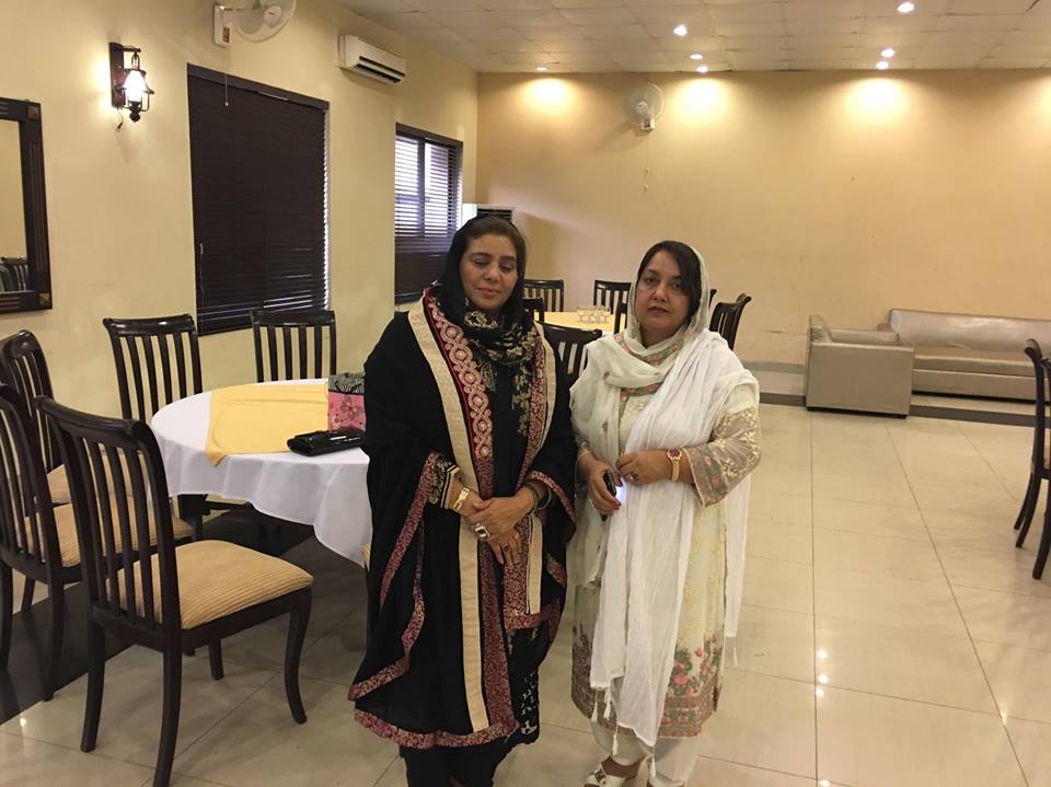 Tabassum_221's tweet photo. My Iftar Dinner in honr of #PTI Colleagues @ImranKhanPTI @Shafqat_Mahmood @aleemkhan_pti @SMQureshiPTI @MunazaHassan https://t.co/EDJ9XvDmPZ