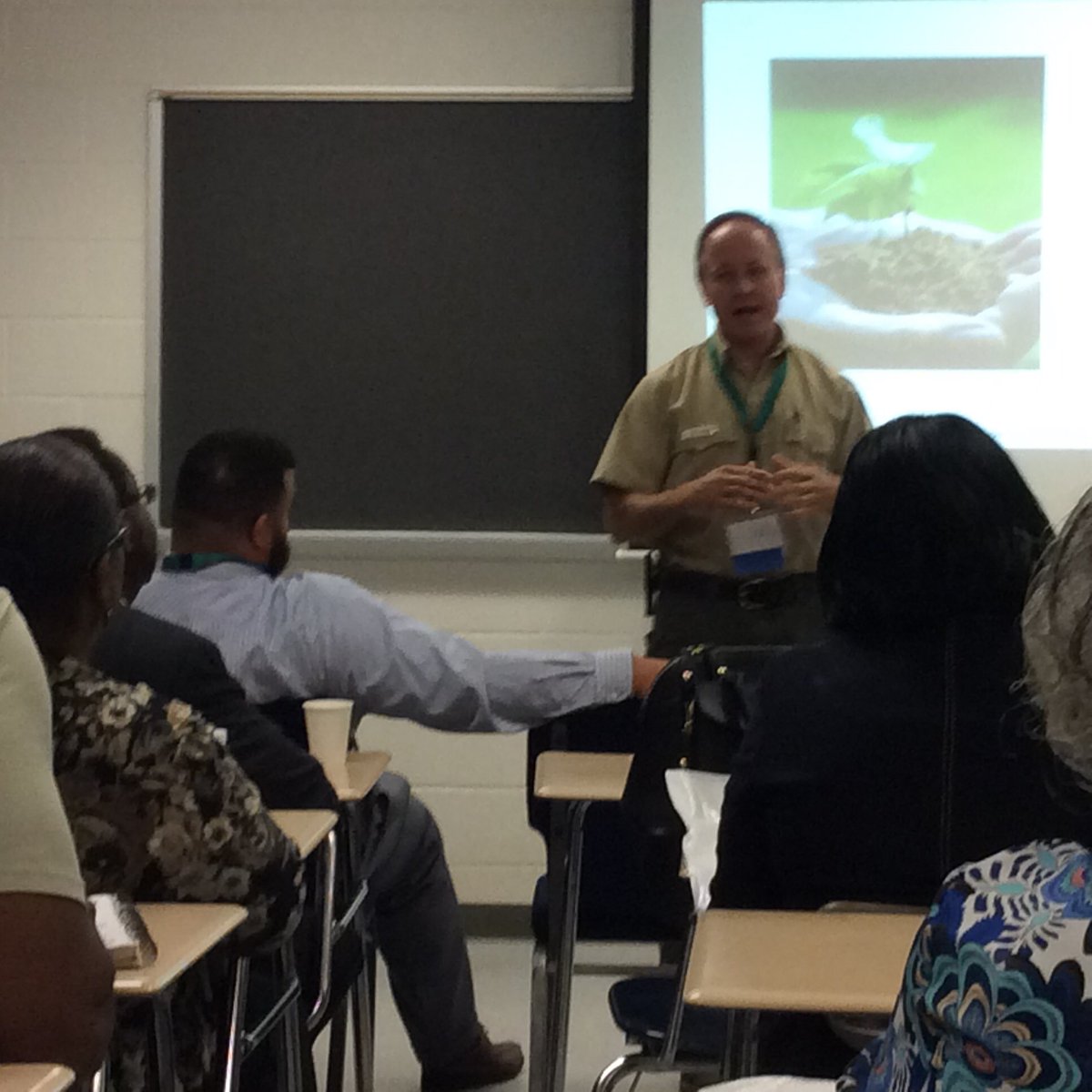 MGHomestead's tweet image. #HeirsProperty symposium @VoorheesCollege #DenmarkSC @usdafsa #agriculture #landowners @USDA_NRCS #agriculture