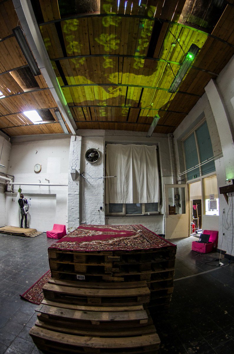 tinypalace tweet media