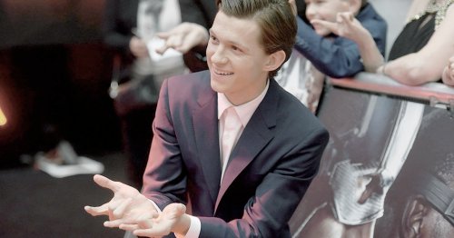 tomhollandbr's tweet photo. My #TeenChoice vote for #ChoiceMovieSceneStealer is @TomHolland1996 from #CaptainAmericaCivilWar https://t.co/zvCGdAG2TY
