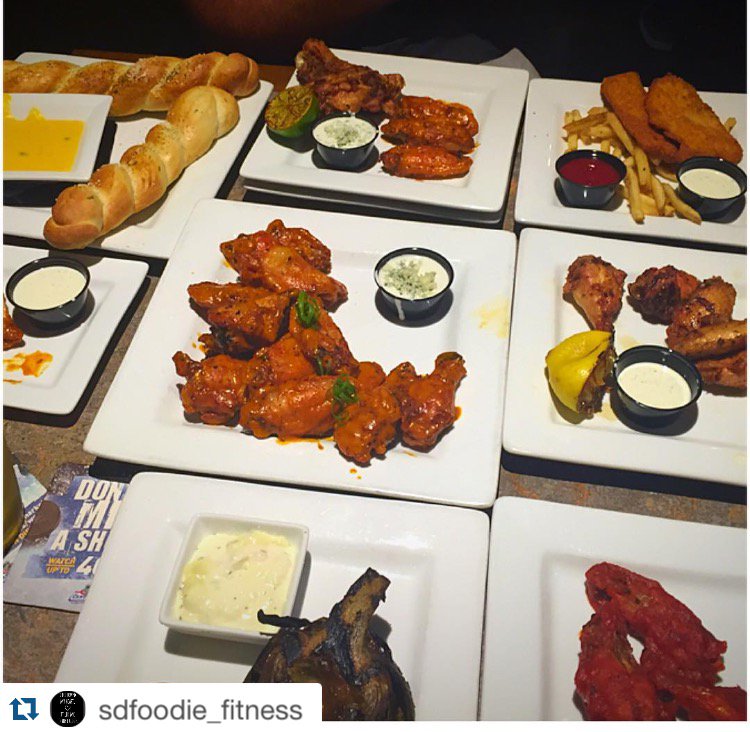 bowlelt's tweet photo. #50centwings. Which of our 9 flavors will it be today?  #chulavista #getinmybelly #instafood #foodporn #yum https://t.co/t2TpbttOA4