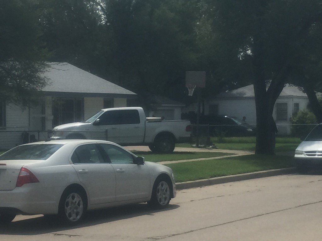 #breaking 3-year-old girl drowns at home day care in south Wichita.