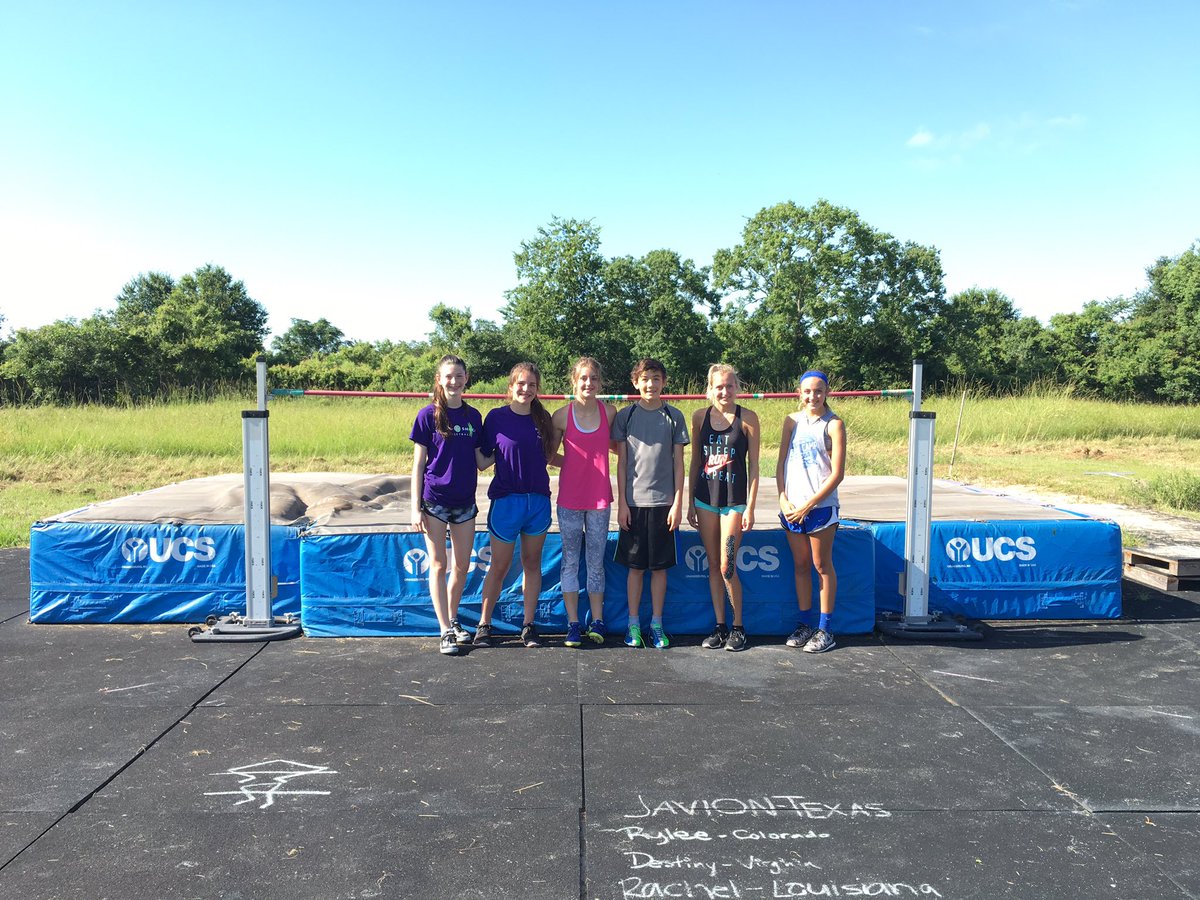 kangathletics's tweet photo. 2nd day of the week camp in Texas! #highjump #triplejump #tracknation #highjumpcamp #highjumptraining #jumptraining https://t.co/3EqhbY4zfb