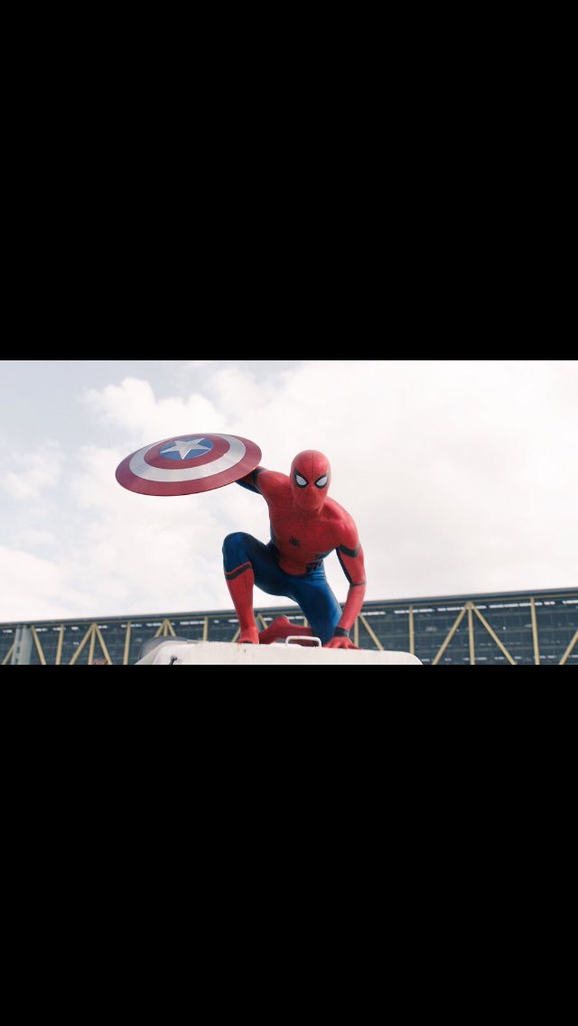 AGirafaDoBill's tweet photo. My #TeenChoice for #ChoiceMovieSceneStealer is #TomHolland @TomHolland1996 from #CaptainAmericaCivilWar @thollandbr https://t.co/7KiL1J6Xfk