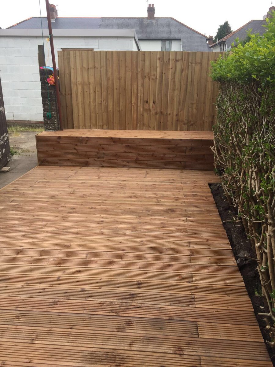 powell_dom3's tweet image. Lovely job from the boys @D_CPlastering #newdecking