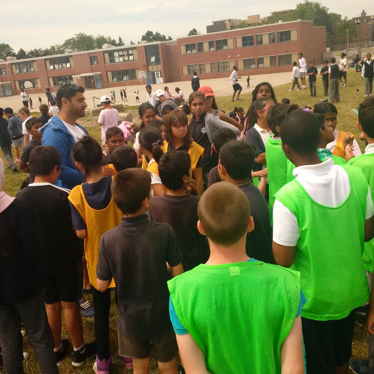 TPS_CPEU's tweet photo. Great match today #policevsstudents soccer game @TPS41Div ^Bobbili @TPS41DivNH #HowWeDoItTPS https://t.co/96X8jnCzl2