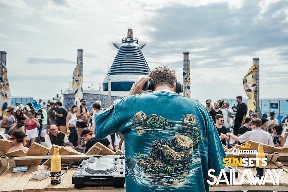 Thanks for the memories #coronasunsets #sailawayfestival 🛳