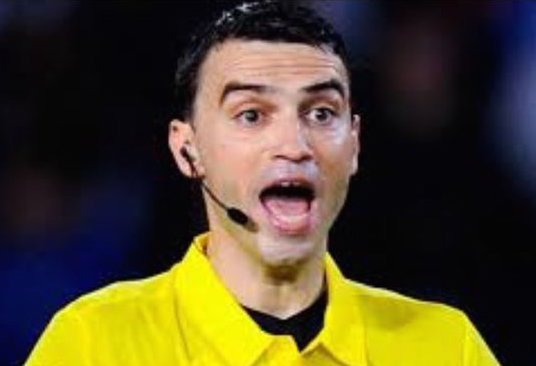 cbolgerr's tweet image. This man should be sent home from #EURO2016 Nothing personal like. #BadRef #IRLvITA