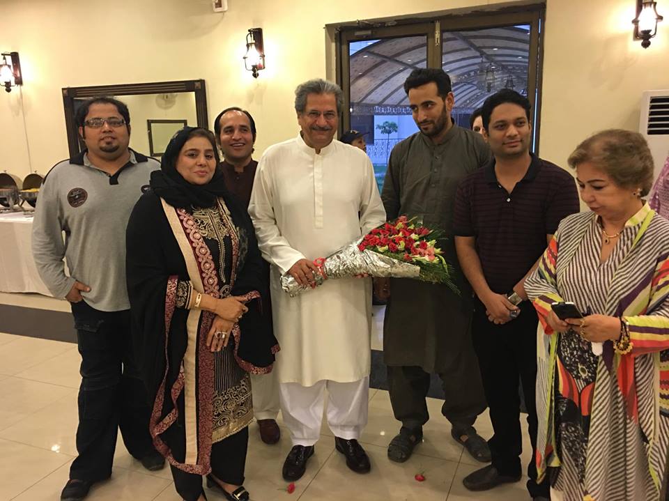 Tabassum_221's tweet photo. During my Iftar Dinner wid @Shafqat_Mahmood &amp;Rai Aziz Ullah at Decom Club Lahore Cantt @ImranKhanPTI @PTIOfficialLHR https://t.co/TjBMy4Ard4