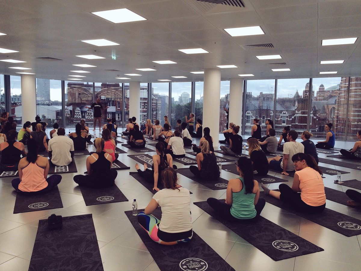 popchipsUK's tweet photo. and it's all kicking off with #yogangsta and @ActiveinStyle - it's gonna get sweaty.. are we allowed a snack break?! https://t.co/wjhZHIP9Od
