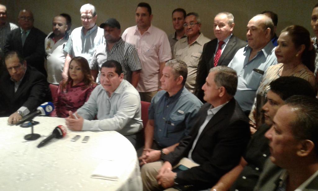 Anunciamos al país el apoyo de los diputados de las diversas bancadas en elección de presidente #ANPMA