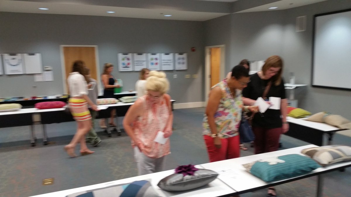 emwalser's tweet image. Voting is underway. Who will win best in show? #pillowproject @StorrOffice @Coalesse @Designtex_Inc