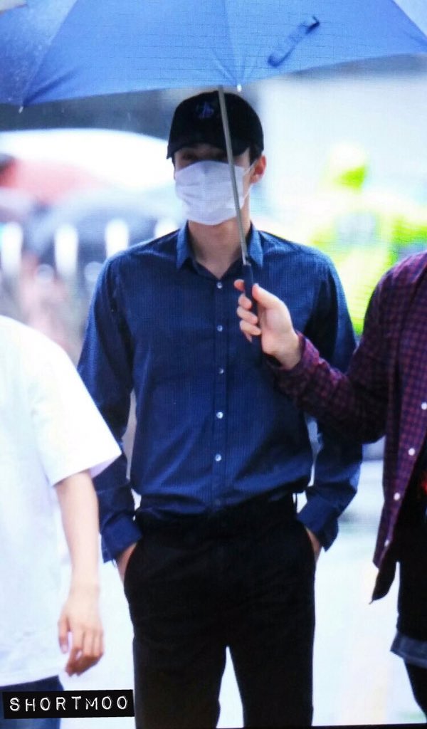 EXOGlobal's tweet image. [PREVIEW] 160624 Sehun on the way to Music Bank Cr: Shortmoo
