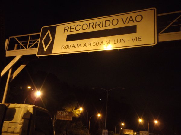 Vikua_'s tweet photo. Los VMS o #VariableMessageSigns permite que los conductores autogestionen su tiempo y rutas de viaje. #ViKua https://t.co/HLeKyd9KU4