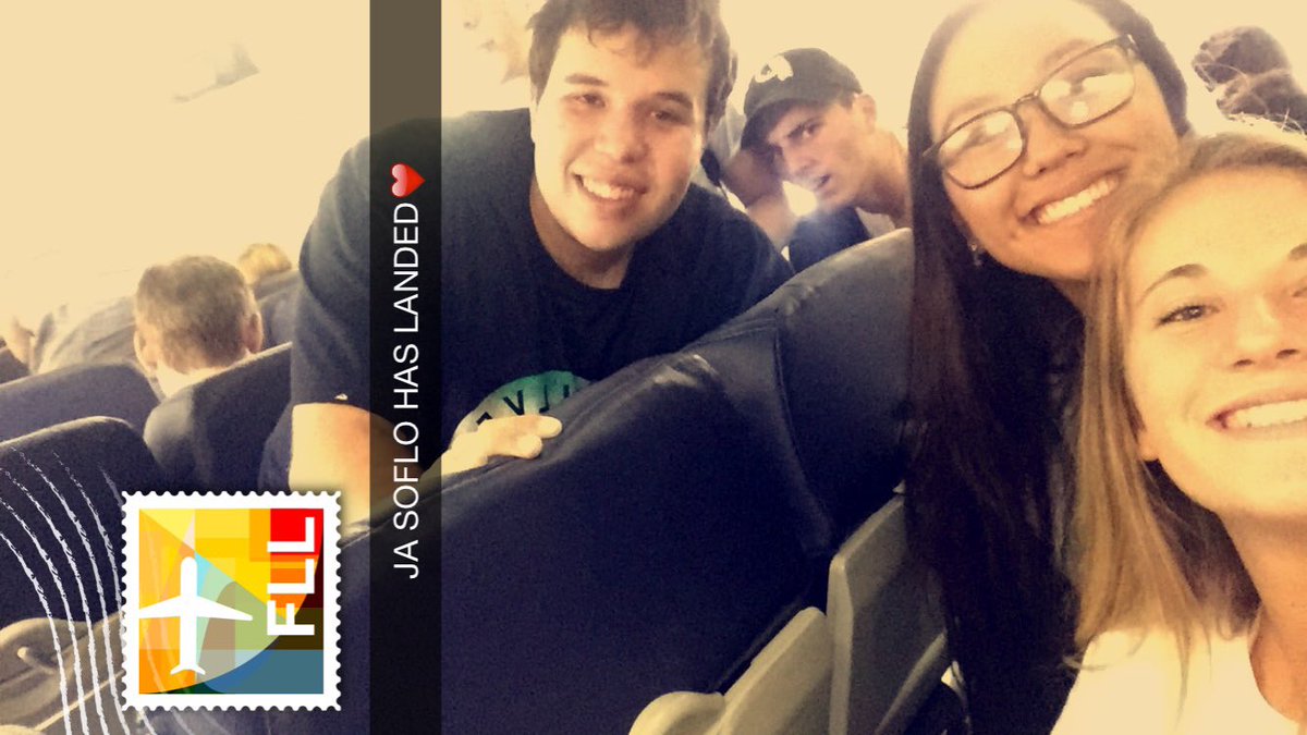 msdfitkit's tweet photo. @msdfitkit &amp; @alpha_essential have landed safely in Ft. Lauderdale 💚☀️ #JASummit @JASouthFlorida @JAStudentSummit https://t.co/5rDqdDxGr2