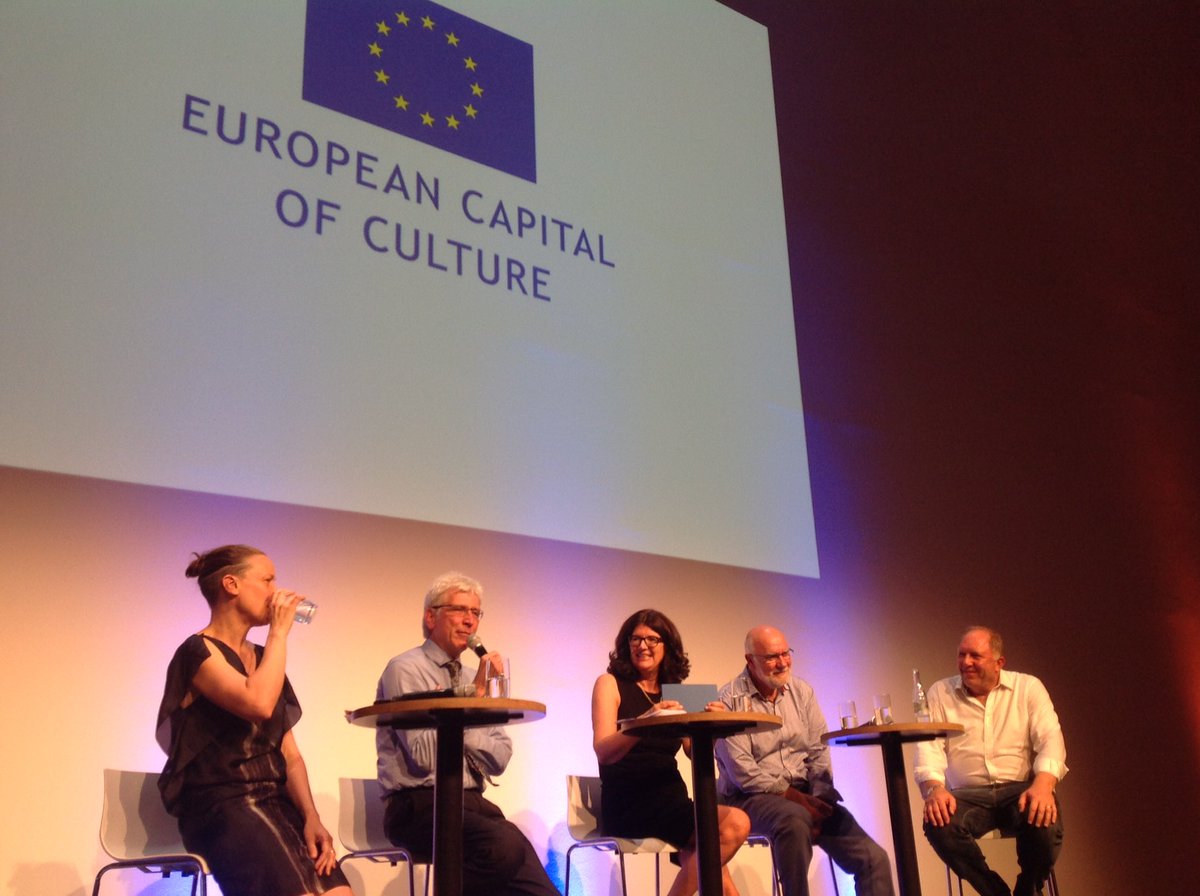 Diskussion über Chancen und Risiken von Bewerbung #kassel als Kulturhauptstadt 2025. (emr) bit.ly/Kassel2025 https://t.co/mYvDxlosSb