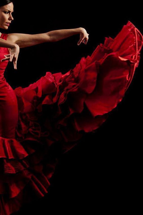 FondoFlamenco's tweet photo. Cada uno tiene su forma de agarrar la guitarra, y para eso no hay profesión. https://t.co/FJc4OO5UfX
