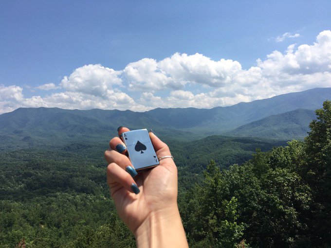 I just got a present #smokingfetish in the smokey mountains 😎👌🏻 https://t.co/hUeovrSeQY<a href="/tag/smokingfetish"class="tags">#smokingfetish</a>