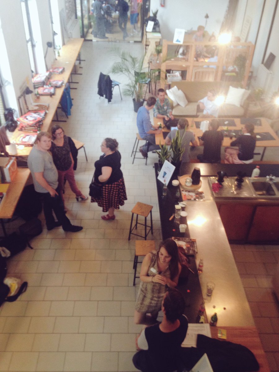 sarahfacq's tweet photo. 4 teams @work wie sluit aan bij welk #startup project? #foundingfools #likebirds https://t.co/8fZL6NMXIX