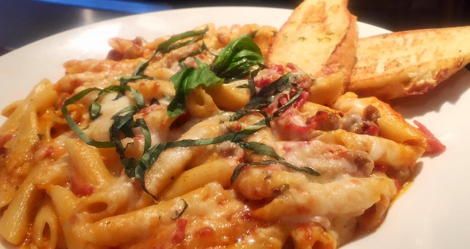 With $200 Jake's City Grille order, receive FREE plates, beverages &amp; more! 763-512-1212 meetingmeals.com/jakes-city-gri…