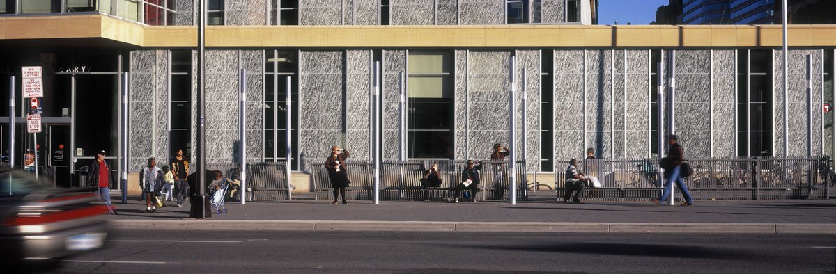 coenpartners's tweet image. Celebrating an old project springing to life with the warmth of summer. #Minneapolis #Libary #Lanscapearchitecture