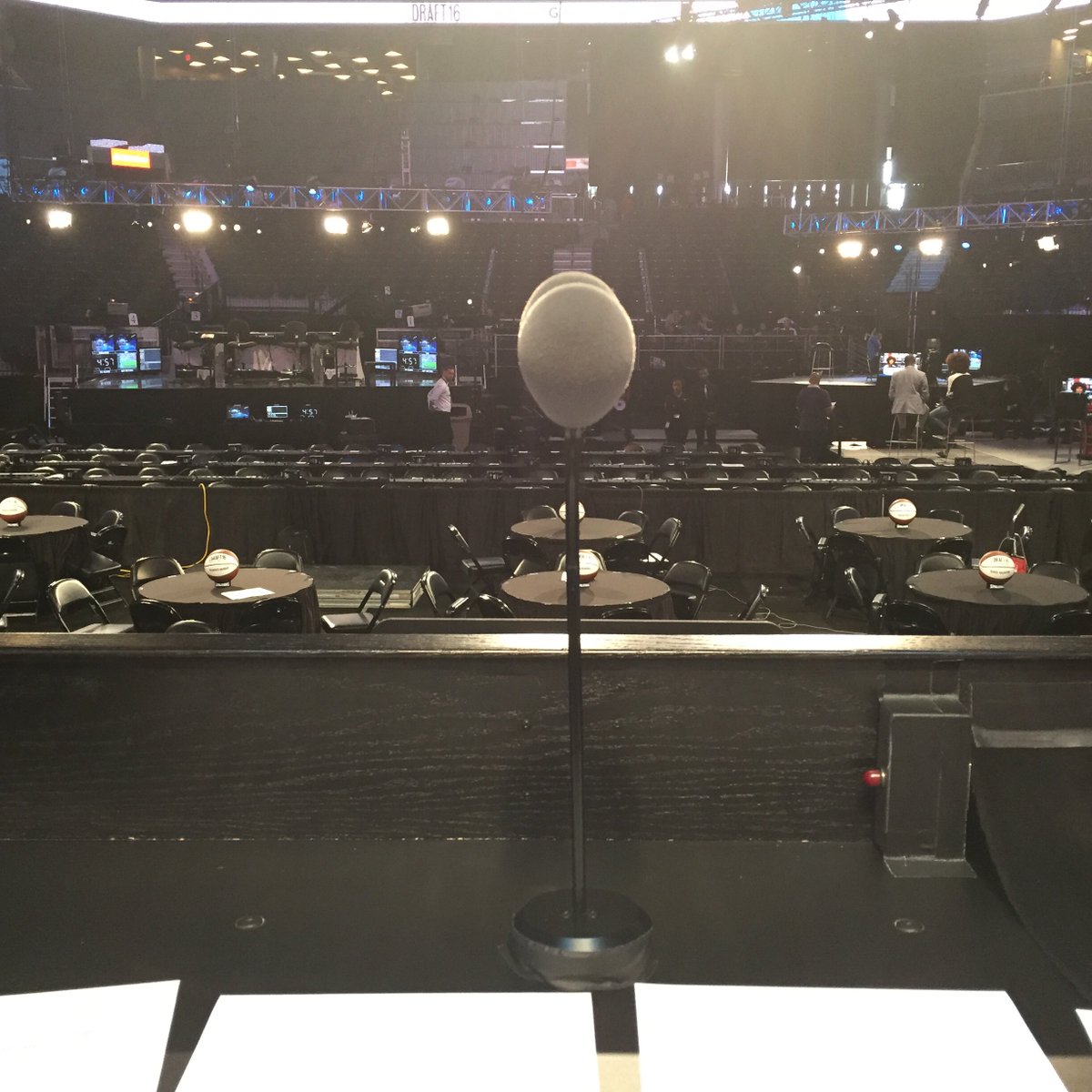 NBA's tweet photo. The stage is set for the #NBADraft presented by @StateFarm! https://t.co/Ap02tA2kt9