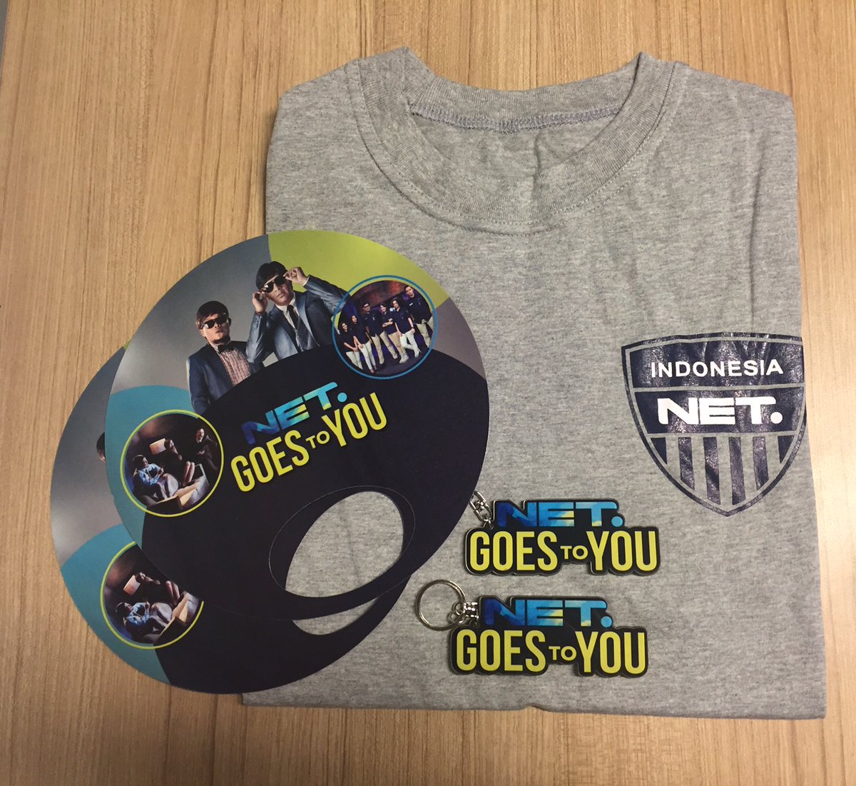 Ayo yang mau dapet Merchandise NET, mana suaranya? RETWEET dulu dong! #NewIniSahurHari19OPPO