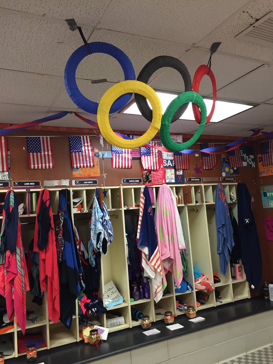 Boss_Frog_H2O's tweet photo. The #omahoos are ready 2 roll! Olympic Trials here we come! @JeffWhiteUVa @uvaswimdive #25deep πͺπ¦βοΈ https://t.co/j4OUDysNlU