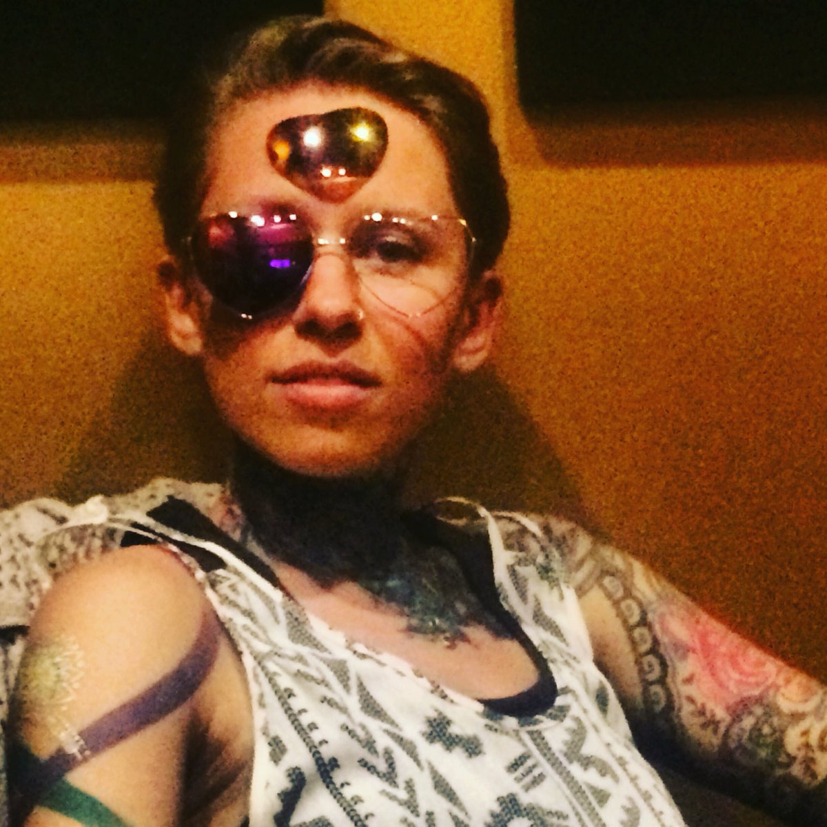 CircuitDive's tweet photo. Through my third eye I can see your #soul. #CircuitDive #electronicduosrule #trance #experimentalelectronicmusic https://t.co/2pQa1TwE4A