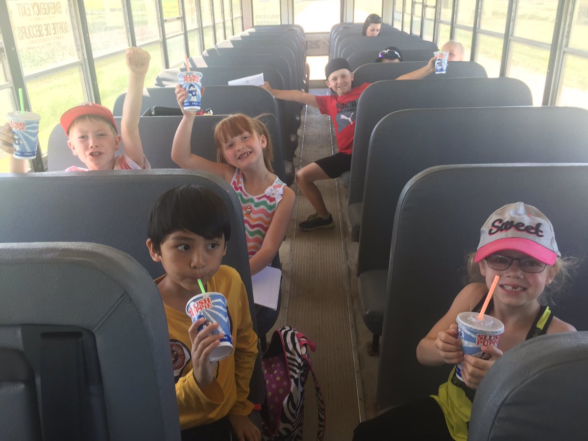 missscharnatta's tweet photo. Slush puppies for the way home! What an amazing time we had today. Love these kiddos! https://t.co/JXbZYMOSbc