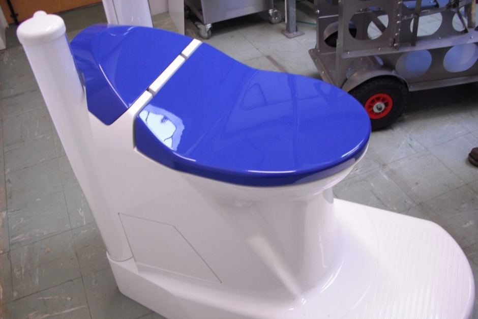 NOVO VASO SANITÁRIO SEM ÁGUA PODE TRANSFORMAR DEJETOS HUMANOS EM ENERGIA

goo.gl/6xGtK4