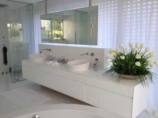 AlonDesign1's tweet image. 