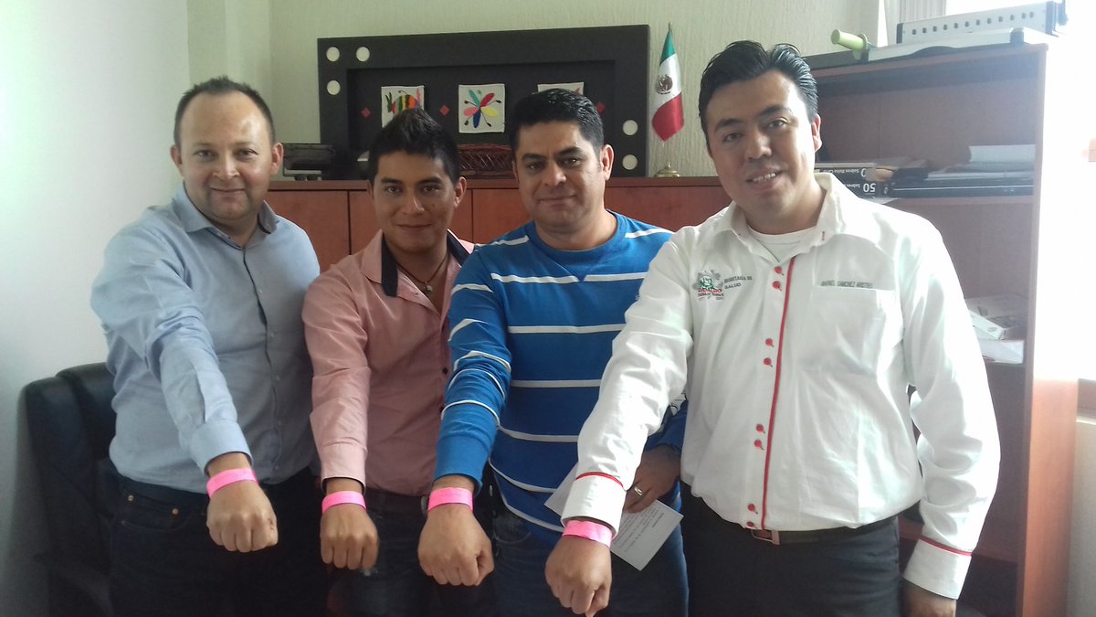 Peegissh1's tweet photo. Creando compromisos para la campaña #HeForShe con personal de la secretaría de salud. @GeraGarcia04 @Salud_Hidalgo https://t.co/g2keWZN5Lv