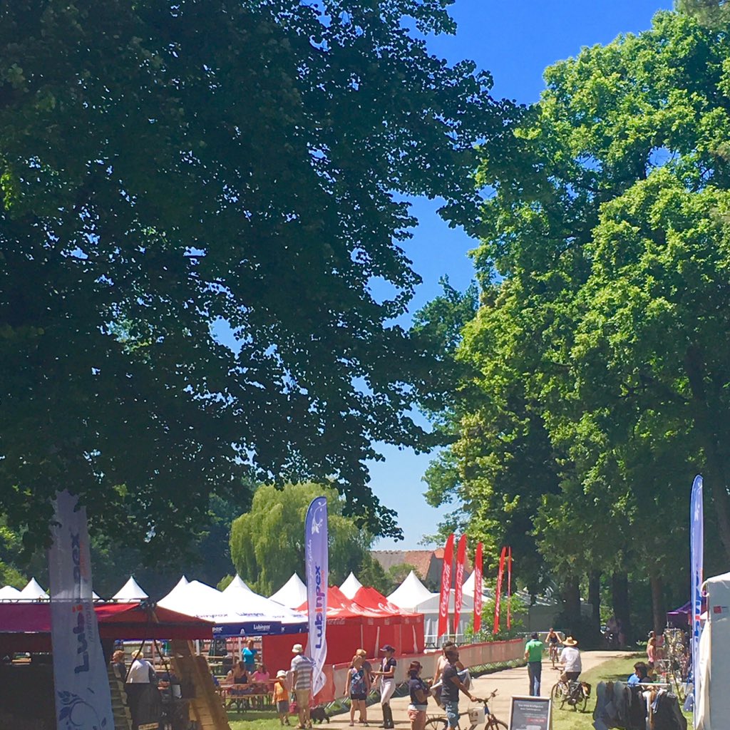 Shopping <a href="/SHTStrzegom/">Strzegom Horse Trials</a>