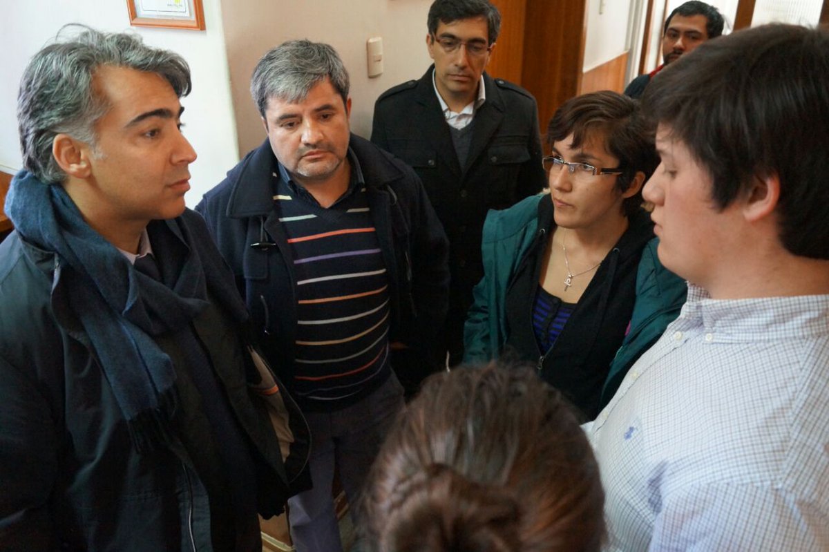 marcoporchile's tweet image. Con alcalde,estudiantes en toma,vecinos y @LosPROgresistas en Traiguén y Victoria. Escuchando y preparando el cambio