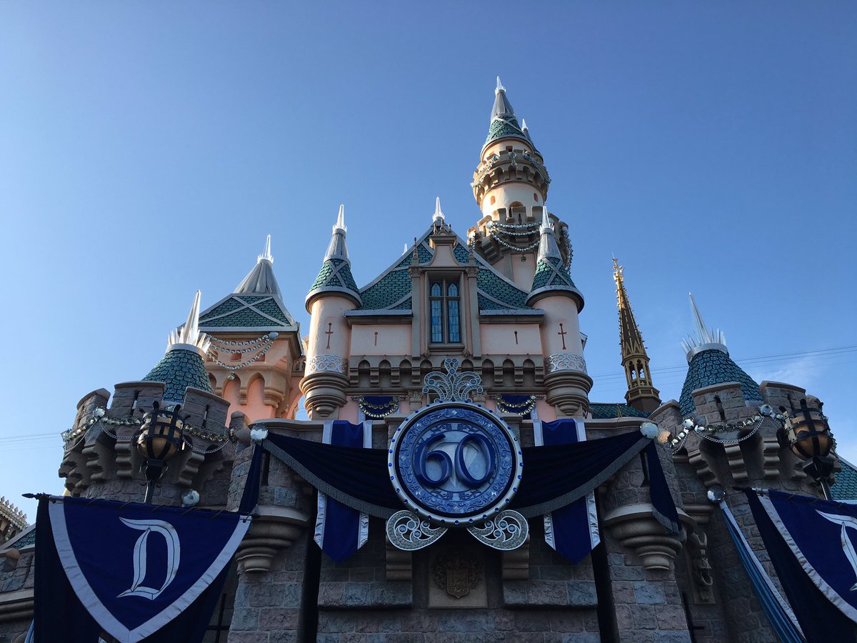 ScuffTv's tweet image. Looks like Soggy Willy gave the happiest place on earth the happiest scuff on earth