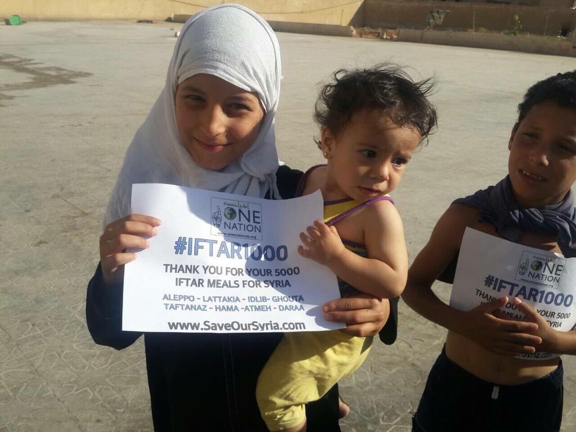 hass490's tweet photo. We fed 5000 people food today in Syria https://t.co/b7WsL9oopk