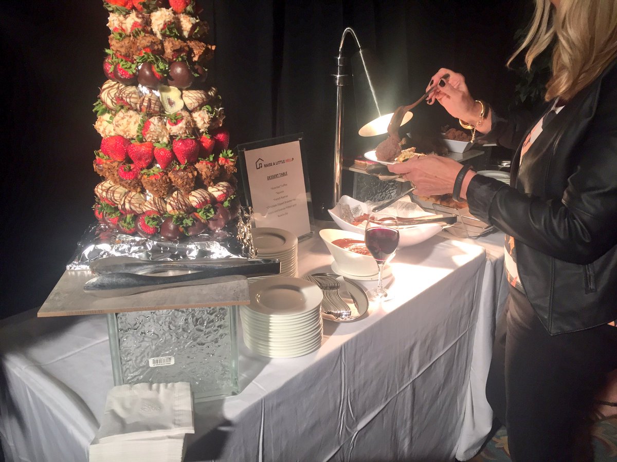 HabitatNS's tweet photo. Dessert is looking verrrry tasty #StrawberryTower #DeltaRALH https://t.co/181CxF21wA