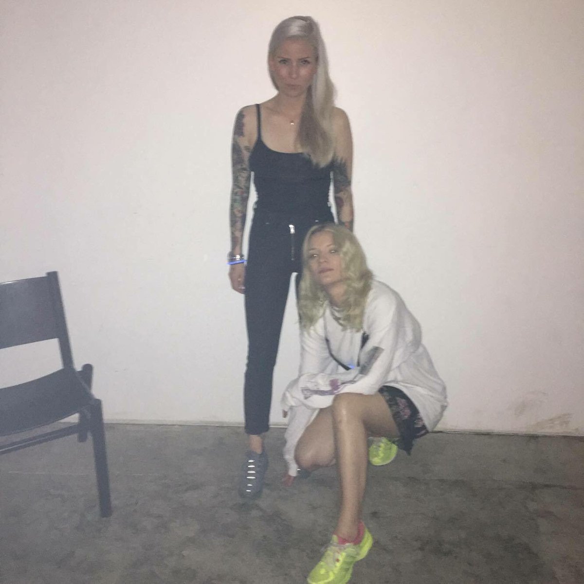 <a href="/3OOOTextures/">3OOO T E X T U R E S</a> is in the building, <a href="/internasjon_bar/">Internasjonalen Bar</a> les go