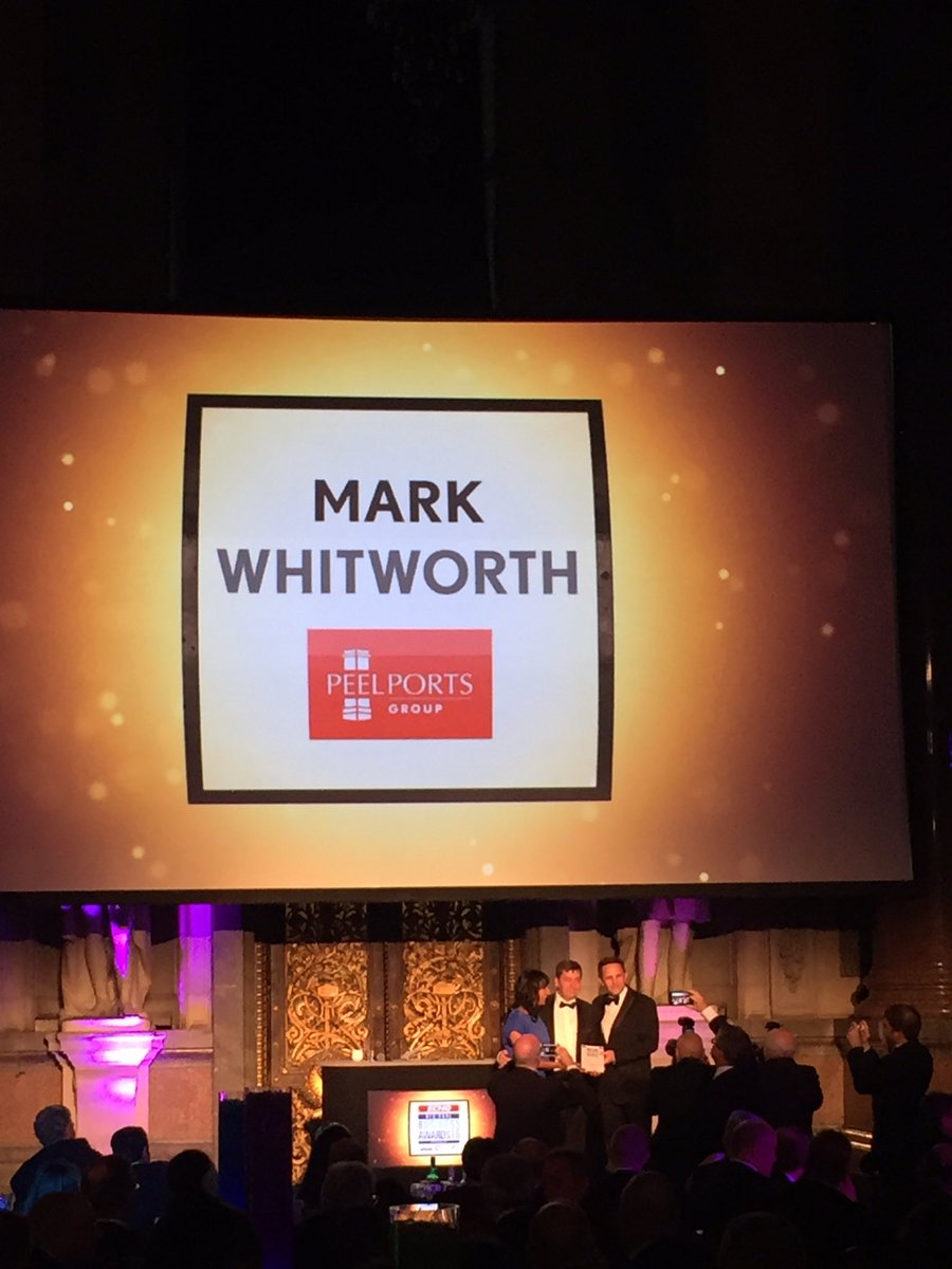 Echo_RBA's tweet photo. The @DLA_Piper Business Person of the year 2016 is... Mark Whitworth @PeelPorts #RBA16 https://t.co/lRboSO4xg3