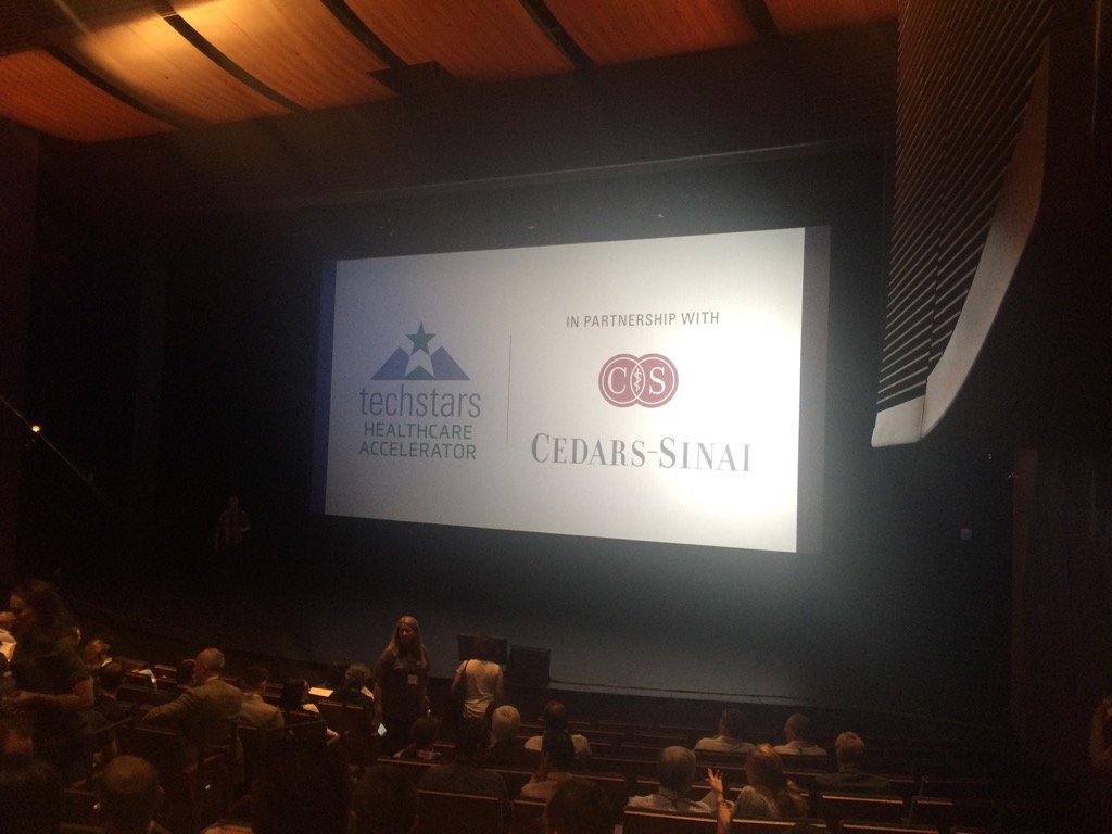 #tshealthcare Getting comfy for demo day. Some awesome companies @techstars <a href="/CedarsSinai/">Cedars-Sinai</a>