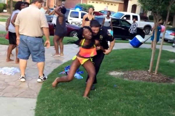 DC_FreedomFight's tweet photo. #EricCasebolt how in hell could he get off? The world saw this horrific video where he wailed on #DejerriaBecton https://t.co/7Yd6qf3SeQ