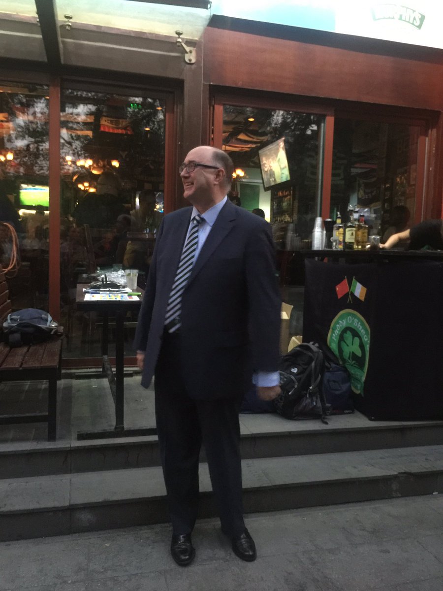 Last night marked the jersey presentation to our friends at CRH. Good luck to all our 5 teams taking part tomorrow ☘