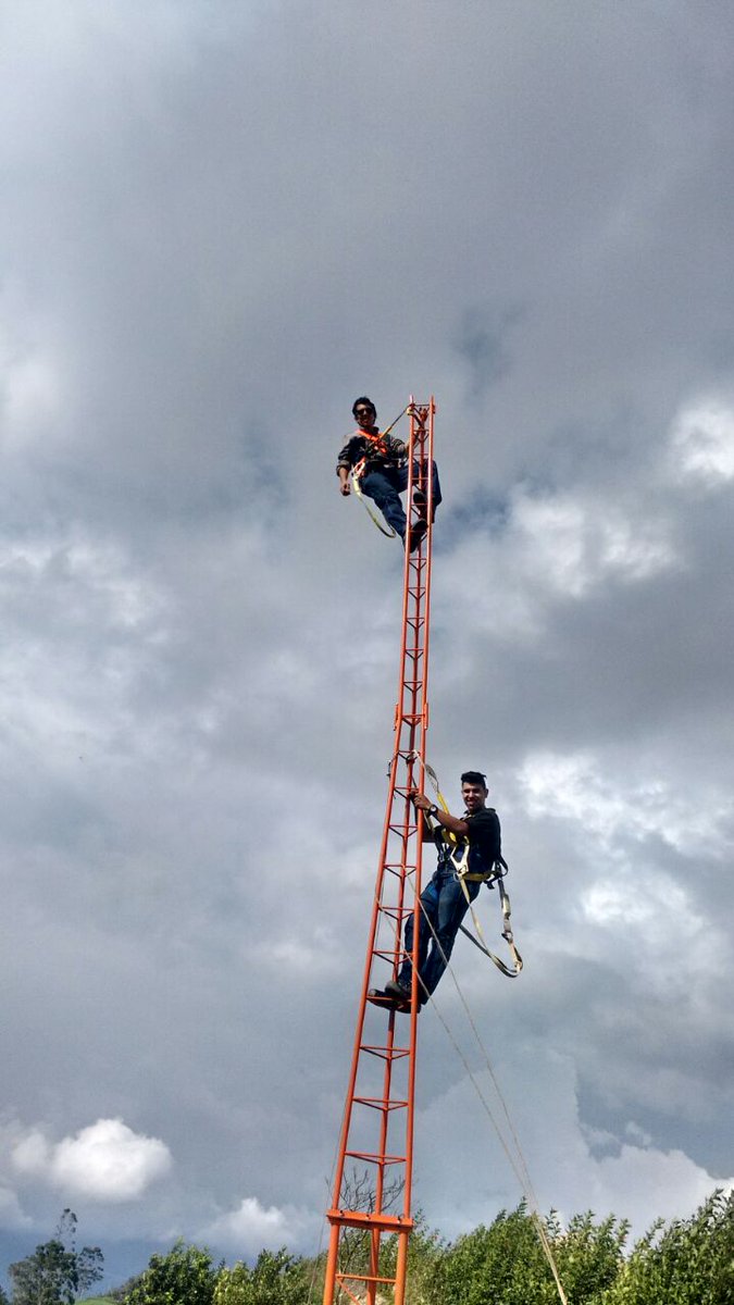 RedNet_Group's tweet image. En la construcción de la nueva torre en Piedecuesta Santander