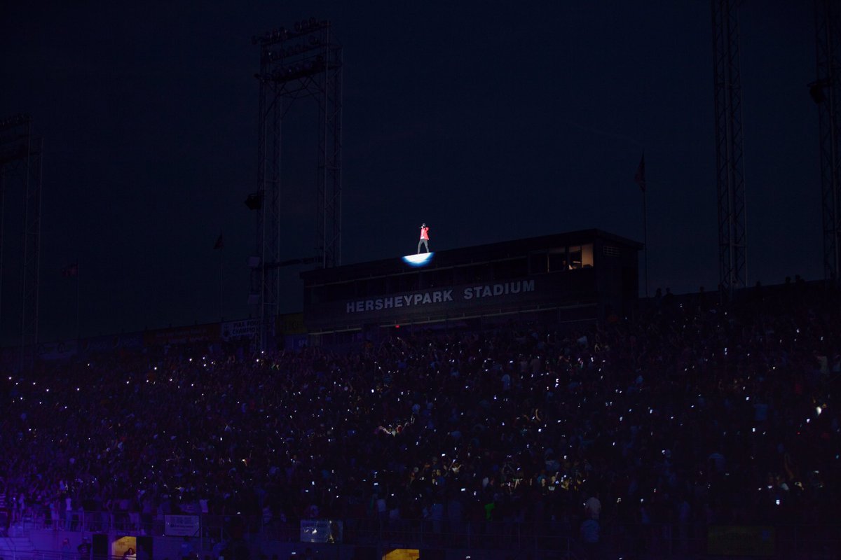 twentyonepilots's tweet photo. june19 •• hershey [#ERS2016] https://t.co/zAkbEyNPgj