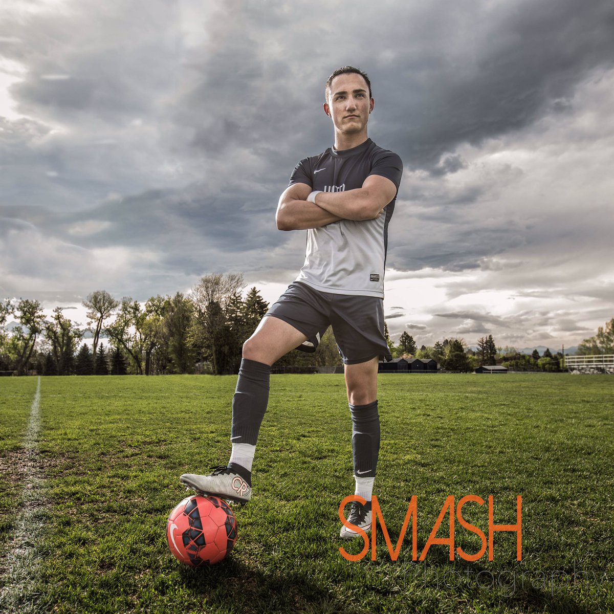 SmashPhotoCO's tweet photo. Just another day on the field with a pretty awesome soccer player! #coloradophotography #soccerphotography https://t.co/esb6khFtz6