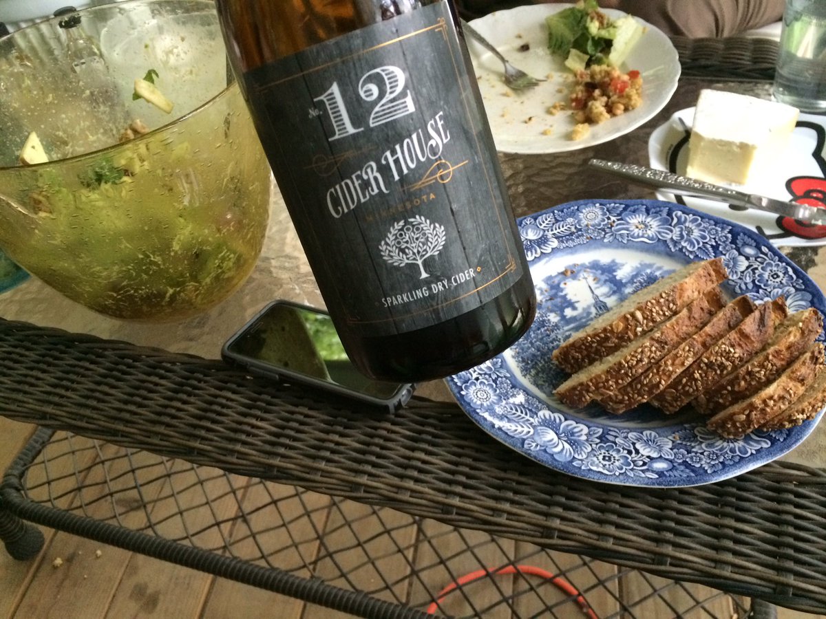 Drinking my first <a href="/Number12cider/">Number 12 Cider</a>, and WOW. I am *loving* it.