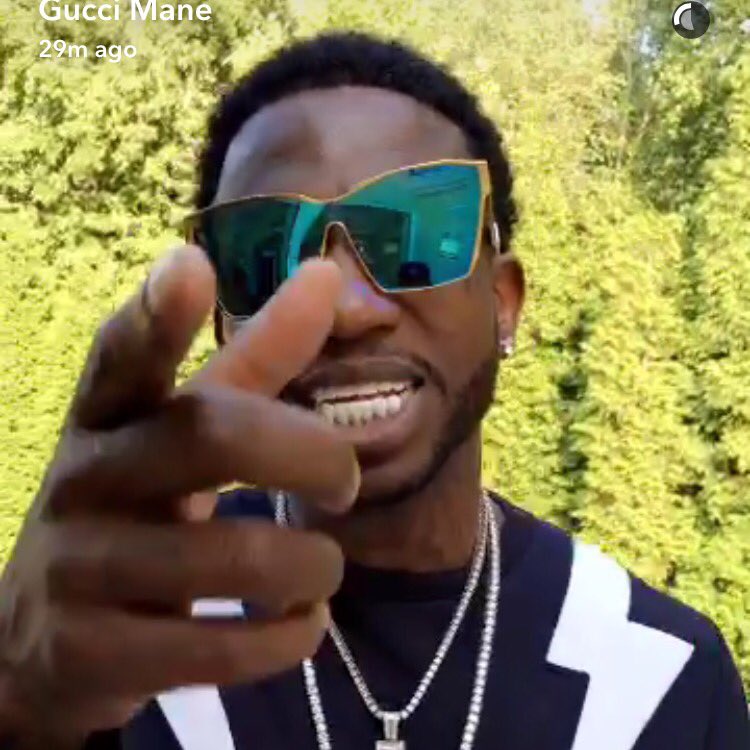 Twitter 上的Donovan Strain："watchin Mane snap like remember time Squirtle found sunglasses? / Twitter