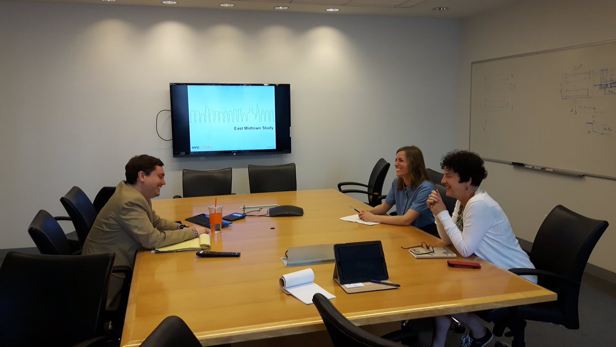 GaborEverraert's tweet photo. vergelijkbare issues rond kantoren tussen @Rotterdam en @NewYork! overleg met deputy director zoning New York. https://t.co/ZcfmfnOXMs