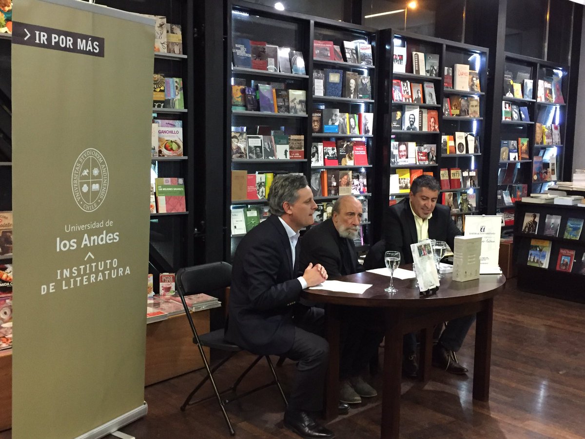 e_universitaria's tweet photo. Ahora estamos presentando "Martínez Total" en @libreriadelgam https://t.co/HiTE7fqiJ4